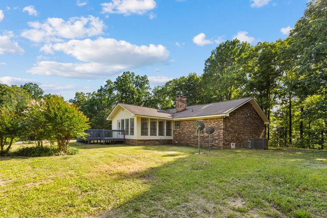 3270 Lake Kathy Road, Tunnel Hill, GA 30755