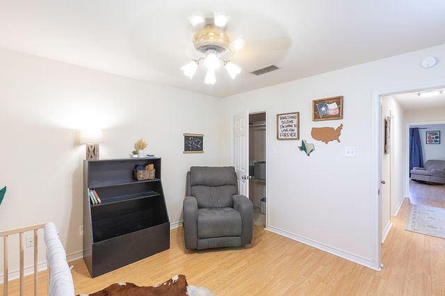 116 Creekview Circle, Maypearl, TX 76064