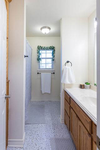 116 Creekview Circle, Maypearl, TX 76064