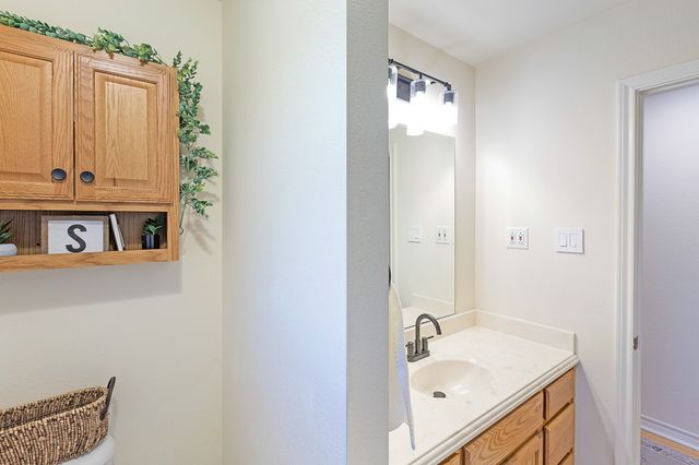 116 Creekview Circle, Maypearl, TX 76064