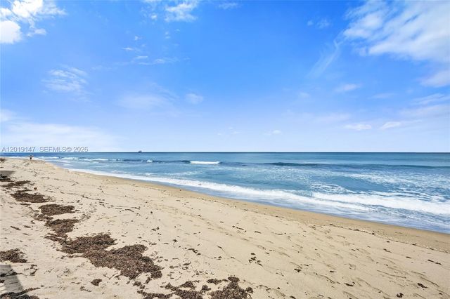 5420 N Ocean Drive 2201, Singer Island, FL 33404