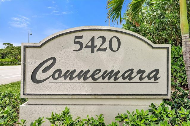 5420 N Ocean Drive 2201, Singer Island, FL 33404
