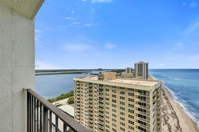 5420 N Ocean Drive 2201, Singer Island, FL 33404