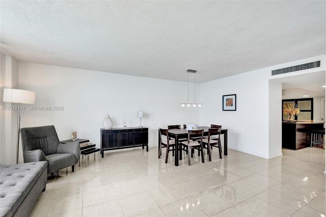 5420 N Ocean Drive 2201, Singer Island, FL 33404