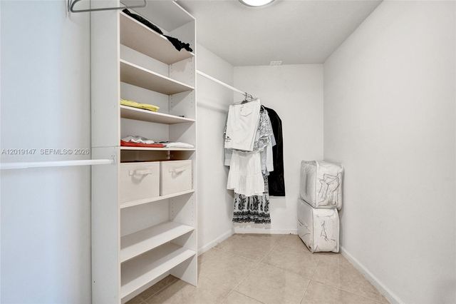 5420 N Ocean Drive 2201, Singer Island, FL 33404