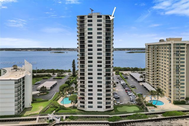 5420 N Ocean Drive 2201, Singer Island, FL 33404