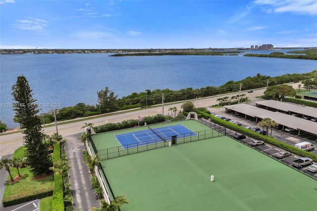 5420 N Ocean Drive 2201, Singer Island, FL 33404
