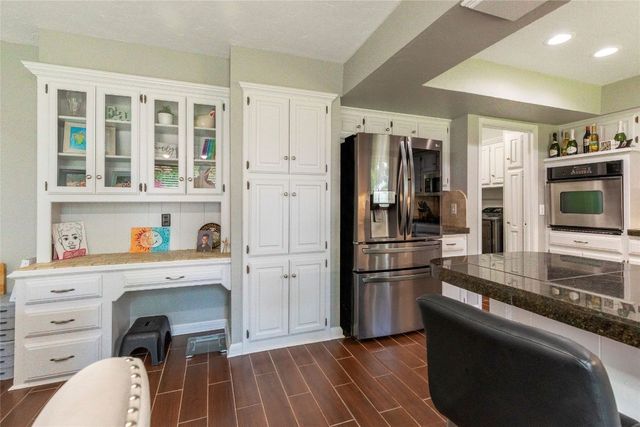 108 Easy Street Court, Edmond, OK 73012