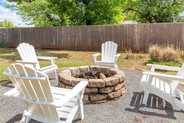 108 Easy Street Court, Edmond, OK 73012