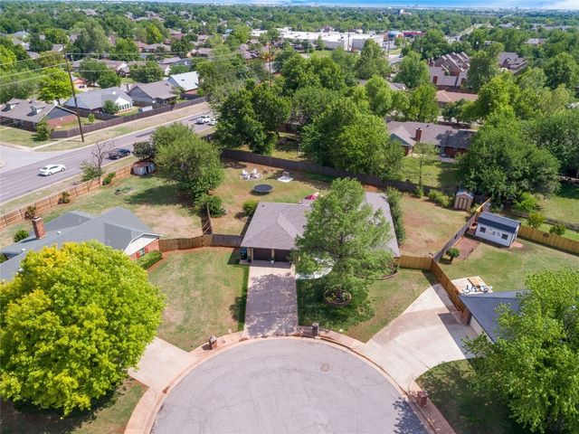 108 Easy Street Court, Edmond, OK 73012