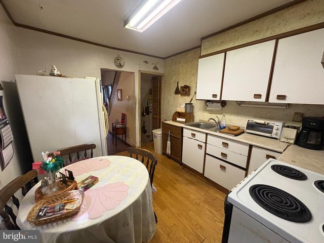 861 N BAMBREY ST, Philadelphia, PA 19130