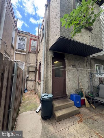 861 N BAMBREY ST, Philadelphia, PA 19130