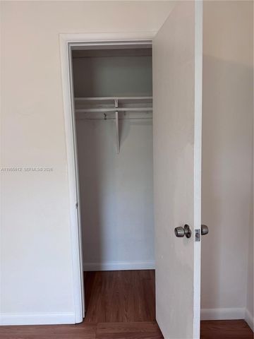 520 NE 82nd Ter 10, Miami, FL 33138