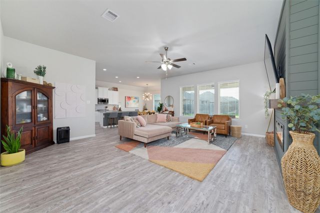 30822 Berkshire Downs Drive, Tomball, TX 77375