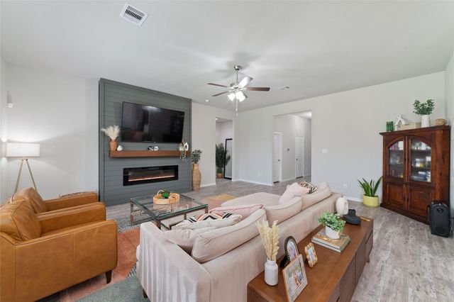 30822 Berkshire Downs Drive, Tomball, TX 77375