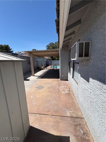 6221 Budnick Circle, Las Vegas, NV 89130