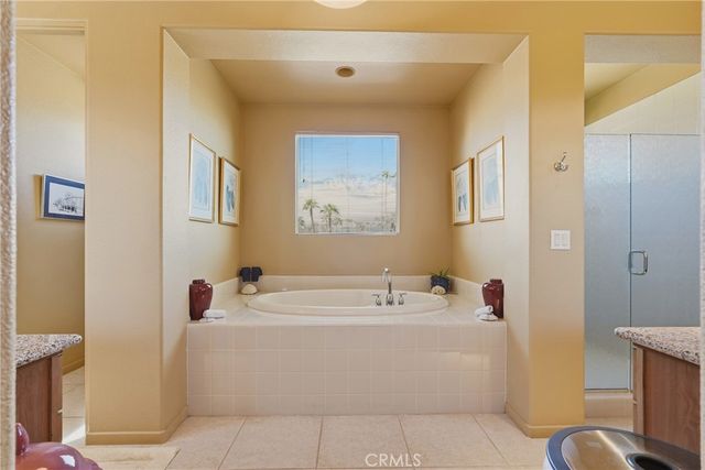 2990 Candlelight Lane, Palm Springs, CA 92264