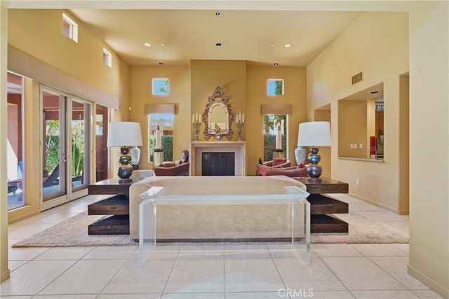 2990 Candlelight Lane, Palm Springs, CA 92264