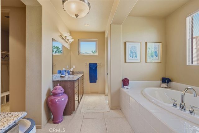 2990 Candlelight Lane, Palm Springs, CA 92264