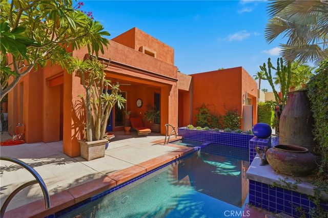 2990 Candlelight Lane, Palm Springs, CA 92264
