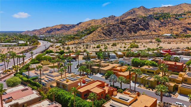 2990 Candlelight Lane, Palm Springs, CA 92264