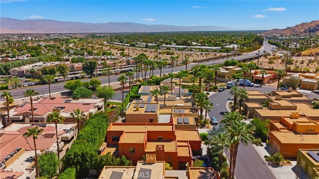 2990 Candlelight Lane, Palm Springs, CA 92264