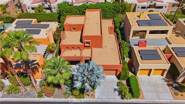 2990 Candlelight Lane, Palm Springs, CA 92264