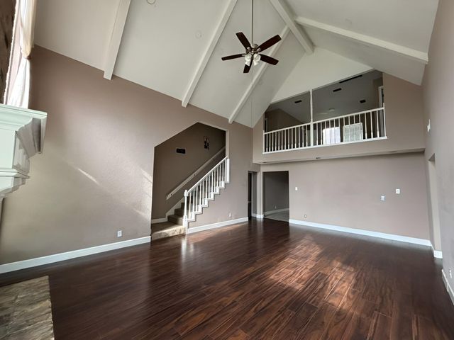 6639 Seaton Valley Drive, Spring, TX 77379