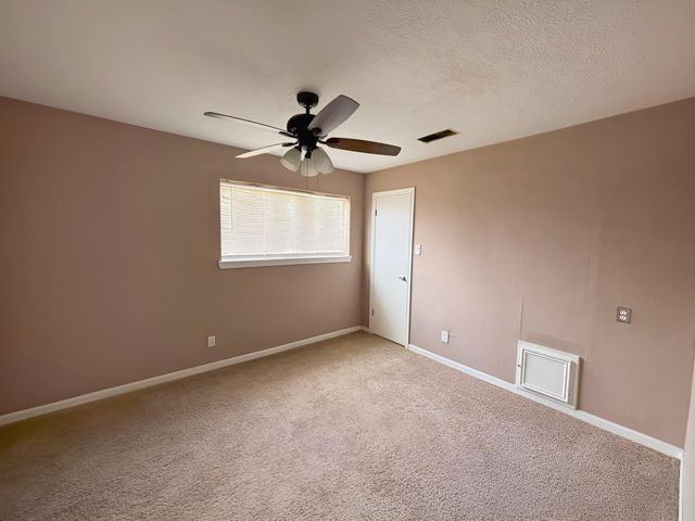 6639 Seaton Valley Drive, Spring, TX 77379