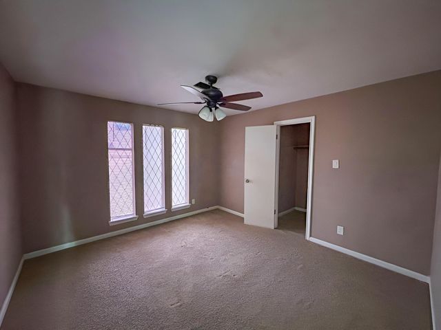 6639 Seaton Valley Drive, Spring, TX 77379