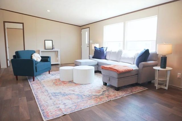 110 S C St, Hillsboro, TN 37342