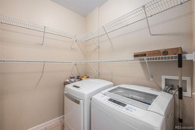 7440 S Blackhawk Street 6-101, Englewood, CO 80112