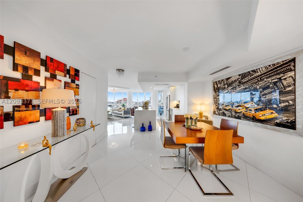 Image 2 of property listing at 6301 Collins Ave 2107, Miami Beach, FL 33141
