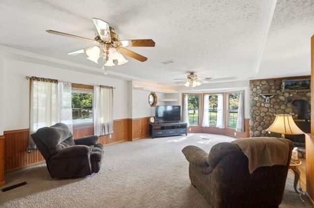 5586 Taylor Road, Marysville, OH 43040