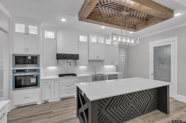 16927 Sawyer Way, Lindale, TX 75771