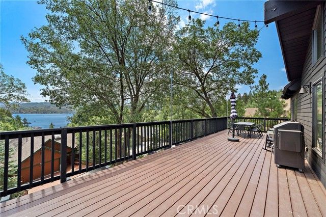 27561 North Bay, Lake Arrowhead, CA 92352