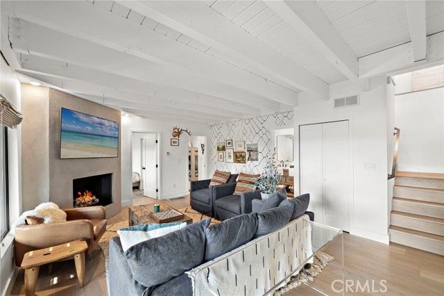 27561 North Bay, Lake Arrowhead, CA 92352