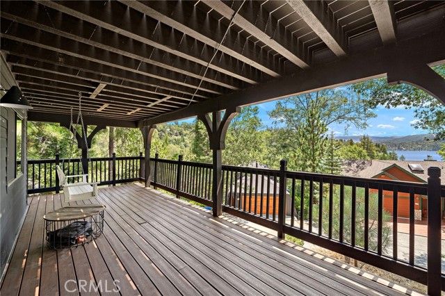 27561 North Bay, Lake Arrowhead, CA 92352