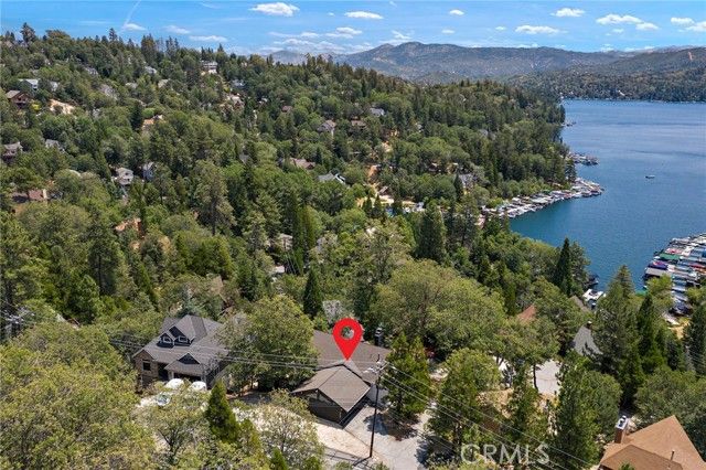 27561 North Bay, Lake Arrowhead, CA 92352