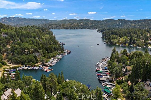 27561 North Bay, Lake Arrowhead, CA 92352