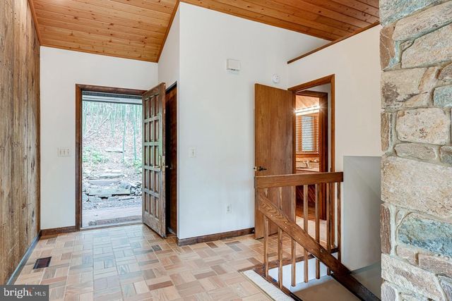 1328 POTOMAC SCHOOL RD, Mclean, VA 22101