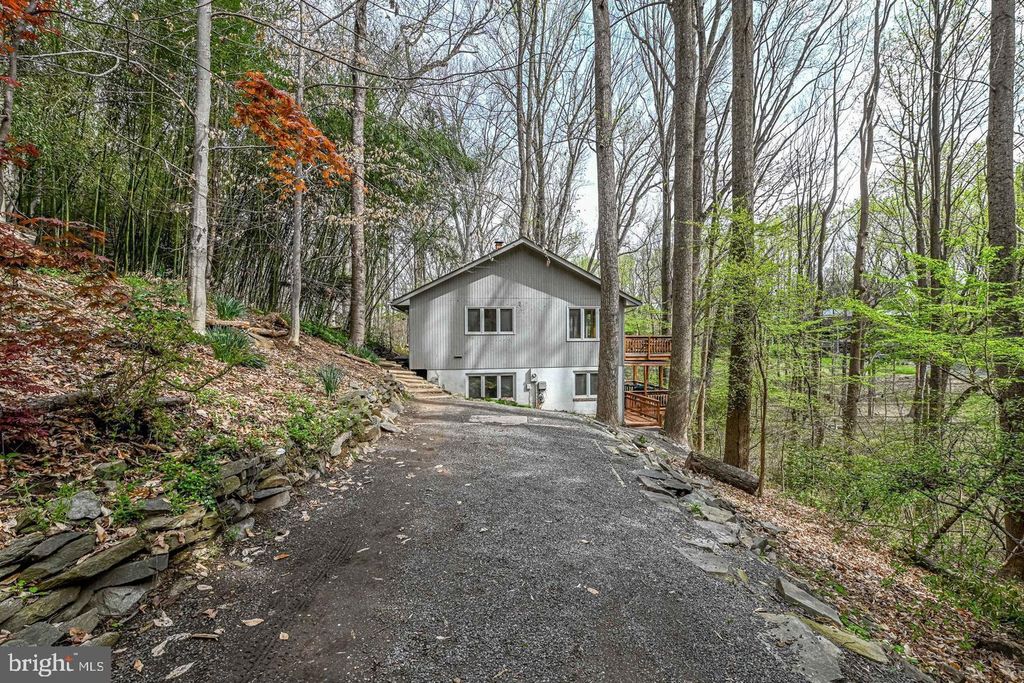 1328 POTOMAC SCHOOL RD, Mclean, VA 22101