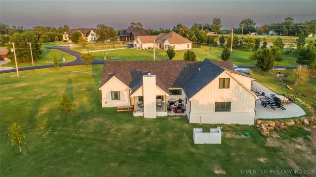 288 Channel Point, Canadian, OK 74432