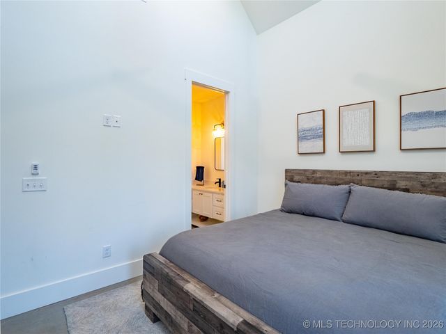 288 Channel Point, Canadian, OK 74432