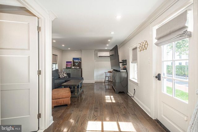 211 COURT ST, Newtown, PA 18940