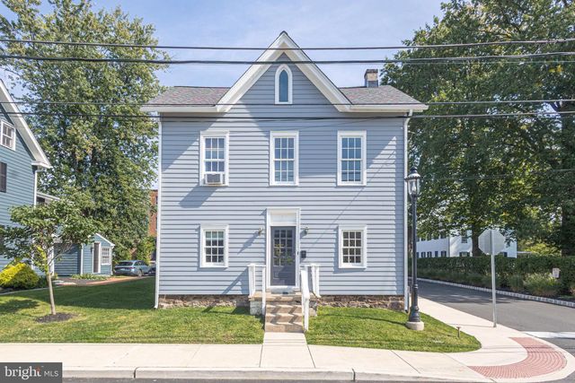 211 COURT ST, Newtown, PA 18940