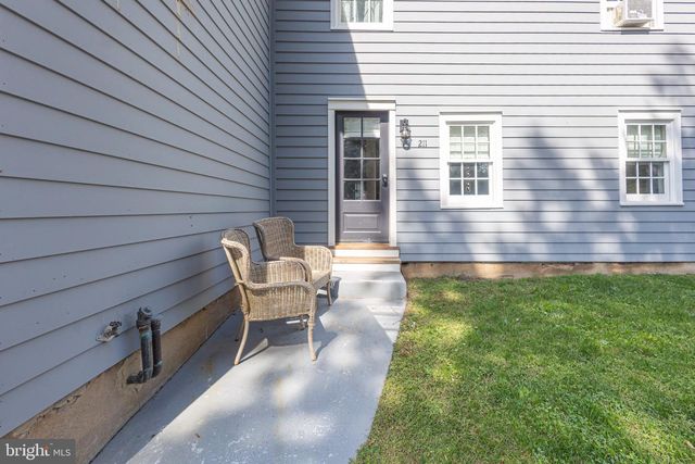 211 COURT ST, Newtown, PA 18940