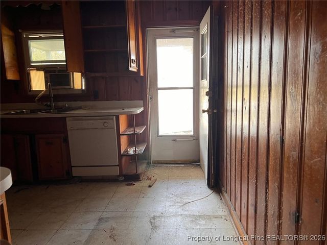 10199 Aberdeen Road, Aberdeen, NC 28315