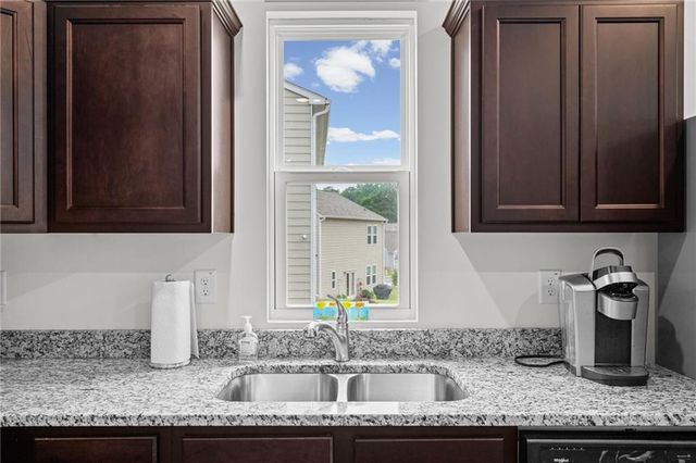 77 Shepard Drive, Dawsonville, GA 30534