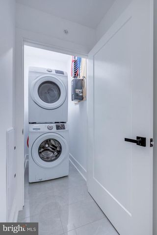 2006 N FRONT ST, Philadelphia, PA 19122